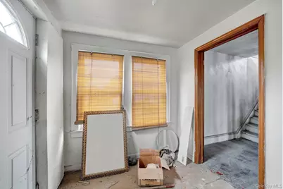 64 4th Avenue, New Hyde Park, NY 11040 - Photo 3