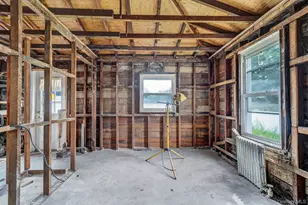 64 4th Ave, New Hyde Park, NY 11040 - Photo 11