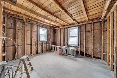 64 4th Avenue, New Hyde Park, NY 11040 - Photo 21
