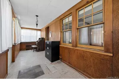 191 Rockaway Parkway, Valley Stream, NY 11580 - Photo 3