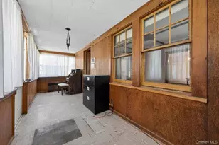 191 Rockaway Pkwy, Valley Stream, NY 11580 - Photo 3