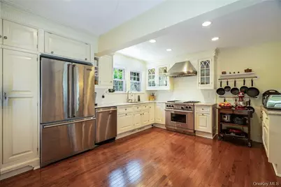 19 Hamilton Road, Scarsdale, NY 10583 - Photo 7
