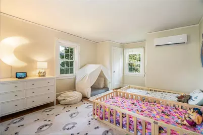 19 Hamilton Road, Scarsdale, NY 10583 - Photo 13