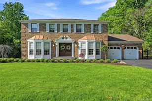 19 Quaker Hill Rd, Stony Brook, NY 11790 - Photo 3