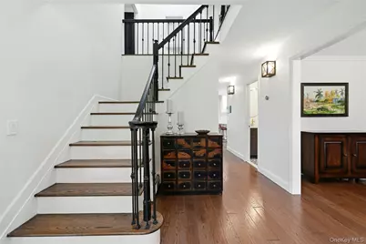 19 Quaker Hill Road, Stony Brook, NY 11790 - Photo 7