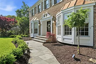 19 Quaker Hill Rd, Stony Brook, NY 11790 - Photo 5