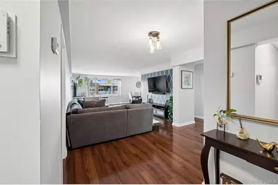 101 Lincoln Avenue #4h, Mineola, NY 11501 - Photo 7