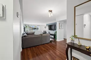 101 Lincoln Ave, Mineola, NY 11501 - Photo 7