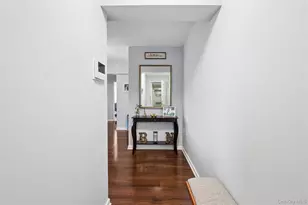 101 Lincoln Ave, Mineola, NY 11501 - Photo 5