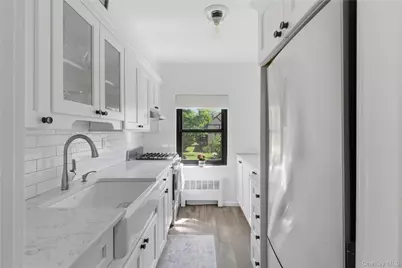 286 Cherry Valley Avenue #A2, Garden City, NY 11530 - Photo 13