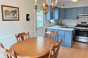 171 Locust St, Floral Park, NY 11001 - Photo 5