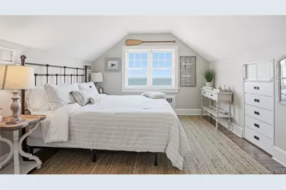 920 Cedar Point Drive E, Southold, NY 11971 - Photo 21