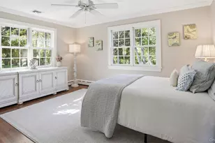 920 Cedar Point Dr E, Southold, NY 11971 - Photo 19