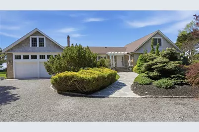 920 Cedar Point Drive E, Southold, NY 11971 - Photo 3