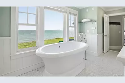 920 Cedar Point Drive E, Southold, NY 11971 - Photo 15