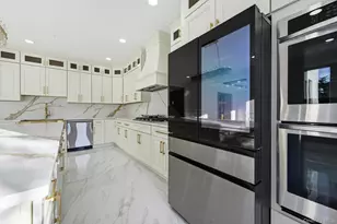 51 Sobro Ave, Valley Stream, NY 11580 - Photo 11