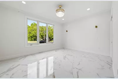 51 Sobro Avenue, Valley Stream, NY 11580 - Photo 13