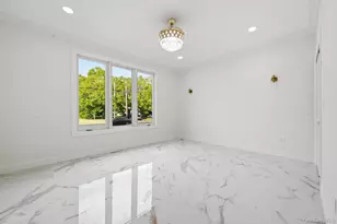 51 Sobro Ave, Valley Stream, NY 11580 - Photo 13
