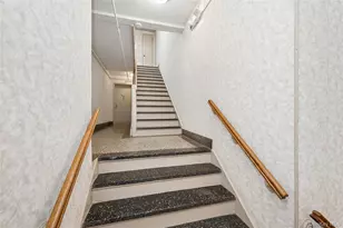 200 N Village Ave, Rockville Centre, NY 11570 - Photo 23