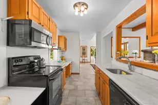 122 Dutchess Dr, Holmes, NY 12531 - Photo 9