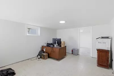 27 Calico Tree Road, Hauppauge, NY 11788 - Photo 23
