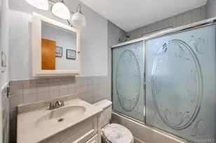 2625 Cypress Ave, East Meadow, NY 11554 - Photo 21
