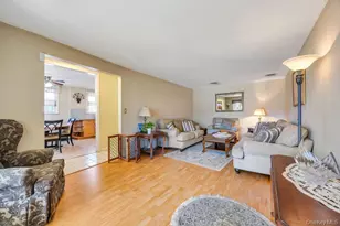 2625 Cypress Ave, East Meadow, NY 11554 - Photo 7
