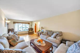 2625 Cypress Ave, East Meadow, NY 11554 - Photo 9