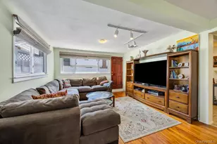 2625 Cypress Ave, East Meadow, NY 11554 - Photo 29