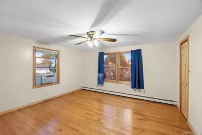 25 Albany Street, Deer Park, NY 11729 - Photo 9