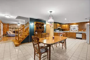 25 Albany St, Deer Park, NY 11729 - Photo 7