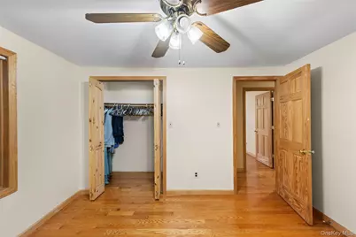 25 Albany Street, Deer Park, NY 11729 - Photo 11