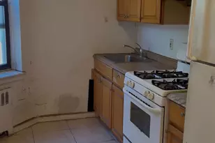 147-37 Roosevelt Ave, Flushing, NY 11354 - Photo 7