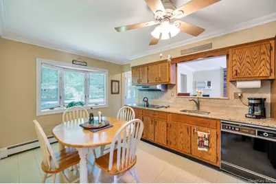 21 Hobson Avenue, Saint James, NY 11780 - Photo 13