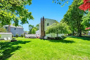 21 Hobson Ave, Saint James, NY 11780 - Photo 33