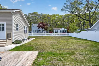 260 Lake Drive, Patchogue, NY 11772 - Photo 29