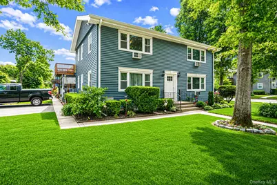11 Toehee Place #2B, Islip, NY 11715 - Photo 3
