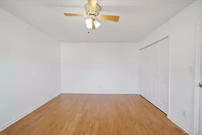 11 Toehee Place #2B, Islip, NY 11715 - Photo 11
