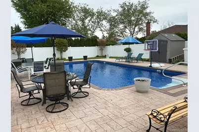 909 Berkshire Drive, Westbury, NY 11590 - Photo 33