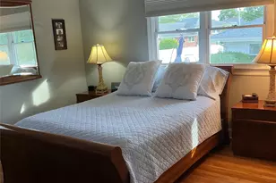 909 Berkshire Dr, Westbury, NY 11590 - Photo 27