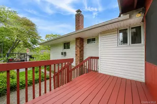 44 MacKay Dr, Hauppauge, NY 11788 - Photo 11