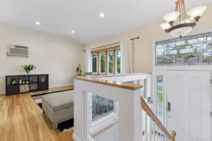 4 Concord Ln, Smithtown, NY 11787 - Photo 3