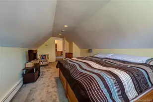 38 Shinnecock Ln, East Islip, NY 11730 - Photo 23