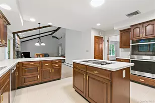 2425 Evergreen St, Yorktown Heights, NY 10598 - Photo 13