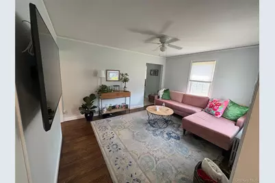 16 Raymond Street, Glen Cove, NY 11542 - Photo 3