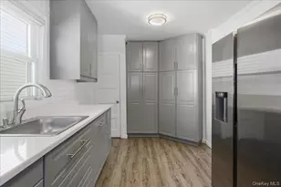 21 Clover St, Yonkers, NY 10703 - Photo 11