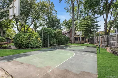 78 Chestnut Street, Glen Cove, NY 11542 - Photo 25