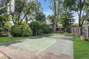 78 Chestnut St, Glen Cove, NY 11542 - Photo 25