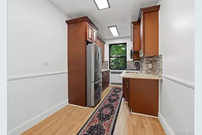 3015 Riverdale Avenue #4B, Bronx, NY 10463 - Photo 9