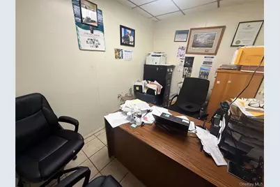 10522 Jamaica Avenue, Richmond Hill, NY 11418 - Photo 9